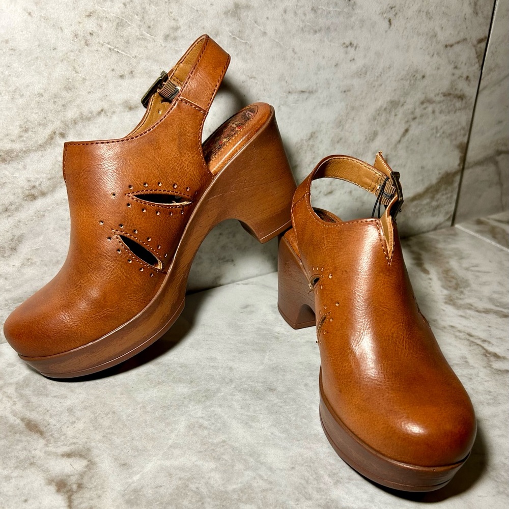 BOC CECILA HEELED CLOGS